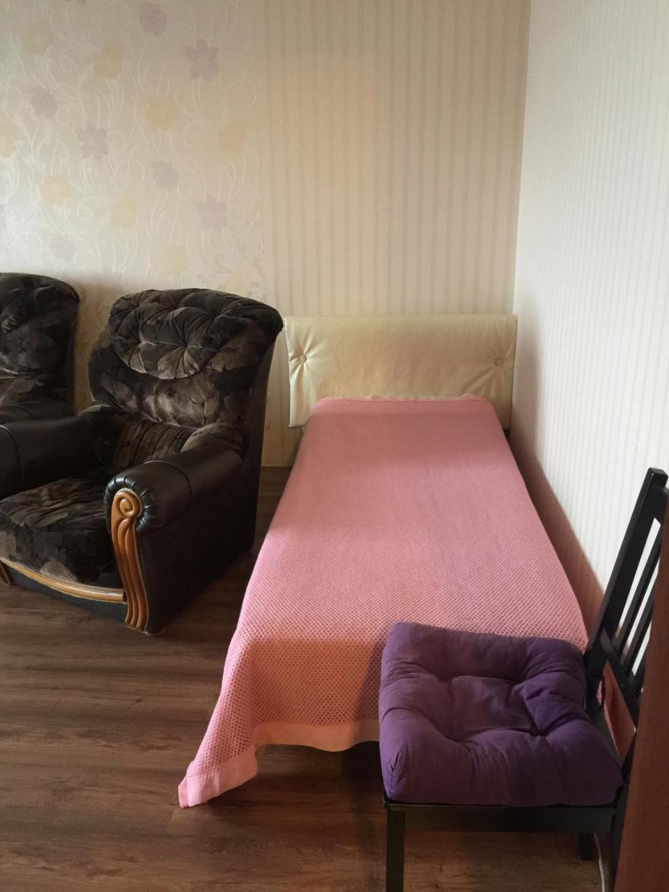 Apart Na Himnaziinoi Naberezhnii Apartment คาร์คิฟ ภายนอก รูปภาพ